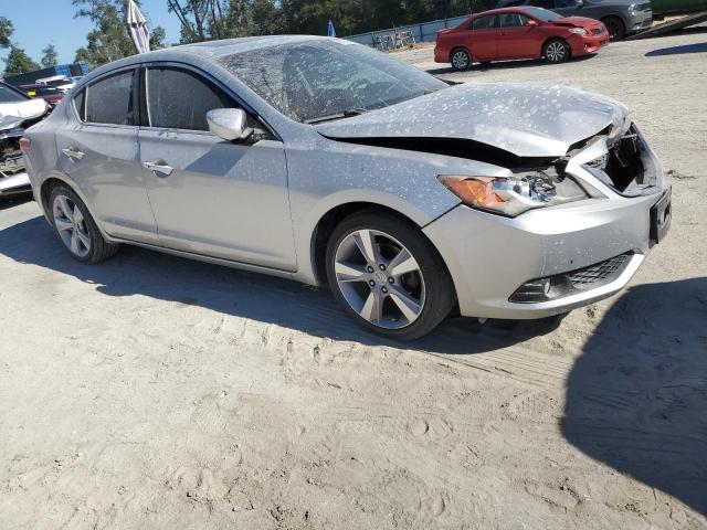 Photo 4 from auction – 2013 ACURA ILX 20 PRE with VIN 19VDE1F55DE004367