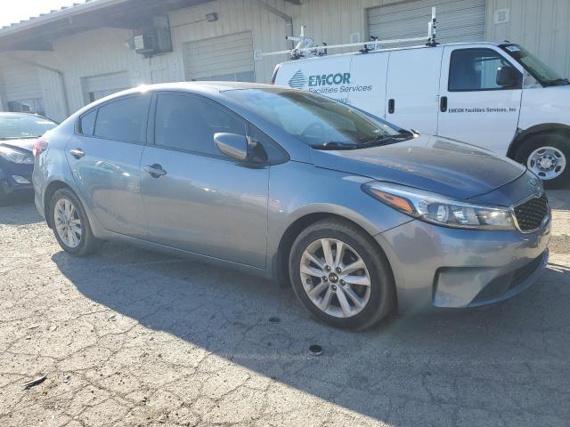 Foto 4 de la subasta – 2017 KIA FORTE LX con VIN 3KPFL4A77HE033276