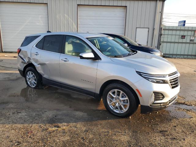 Photo 4 from auction – 2022 CHEVROLET EQUINOX LT with VIN 3GNAXTEV0NL176294