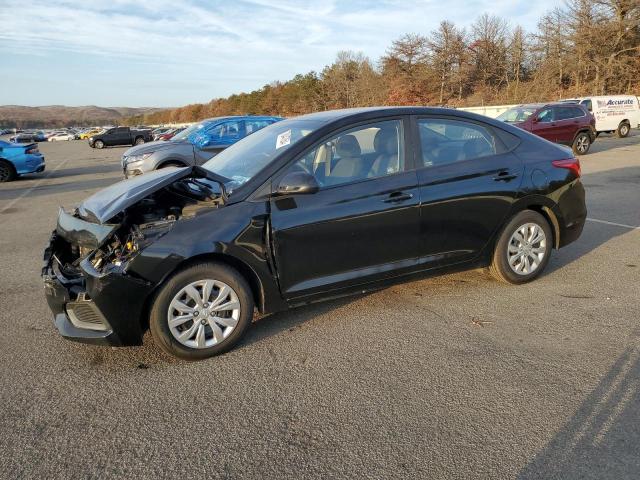 HYUNDAI ACCENT SE 2018 with VIN 3KPC24A32JE033646 - Photo from auction