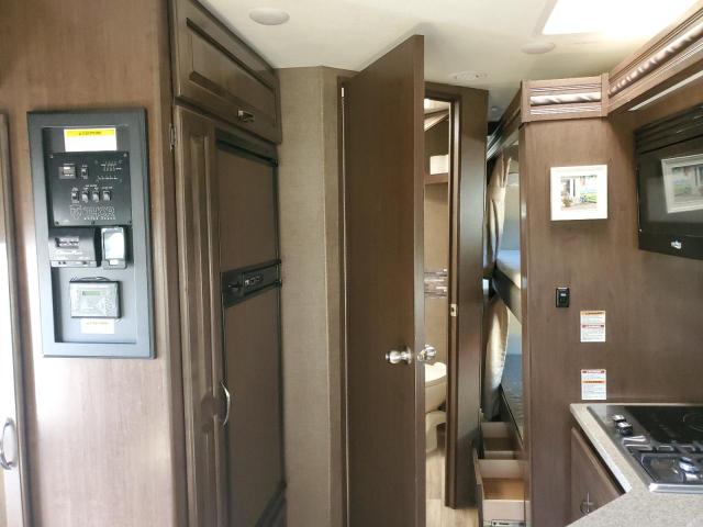 Photo 6 from auction – 2018 THOR WINDSPORT with VIN 1FDXE4FS0HDC36759