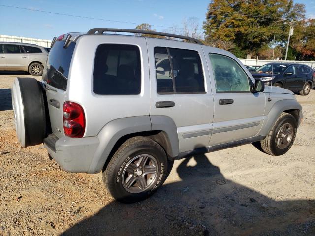 Photo 3 from auction – 2005 JEEP LIBERTY SP with VIN 1J4GL48K85W569079