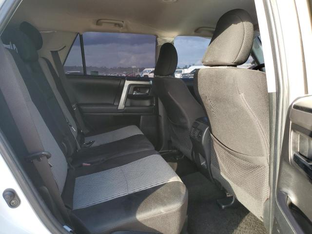 Photo 11 from auction – 2021 TOYOTA 4RUNNER SR with VIN JTEEU5JR7M5243734