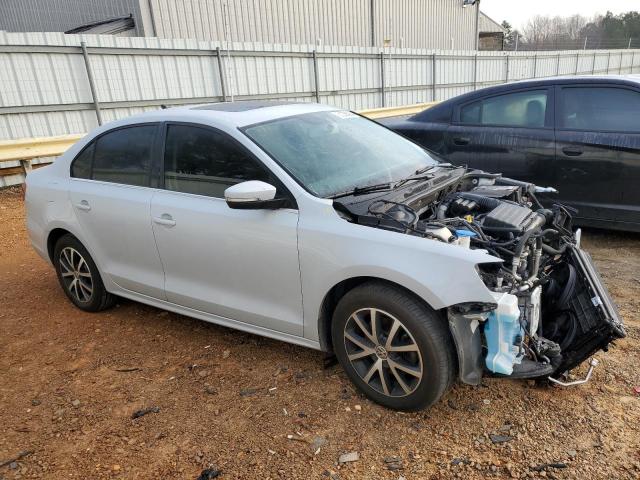 Photo 4 from auction – 2017 VOLKSWAGEN JETTA SE with VIN 3VWDB7AJ4HM312839