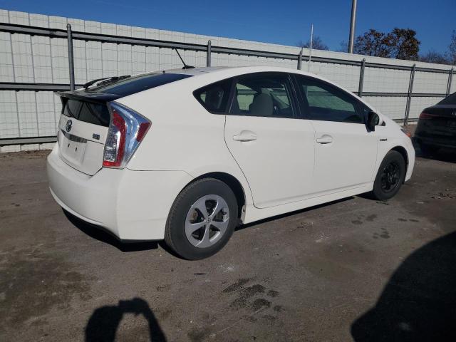 Photo 3 from auction – 2015 TOYOTA PRIUS with VIN JTDKN3DU0F1945123