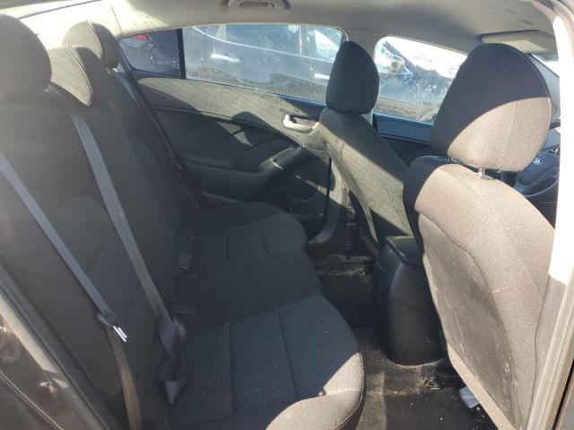 Photo 10 from auction – 2017 KIA FORTE LX with VIN 3KPFK4A76HE153881