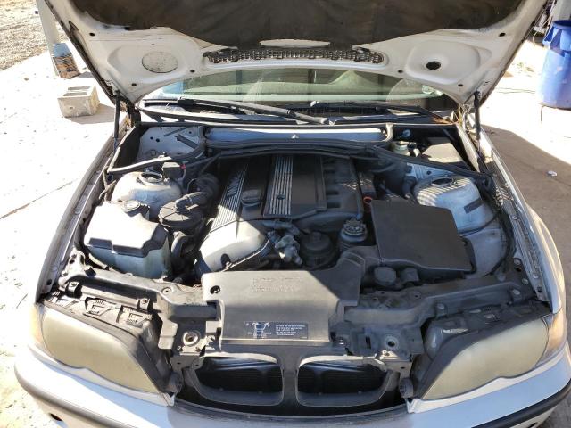 Photo 11 from auction – 2005 BMW 330 I with VIN WBAEV53405KM08784