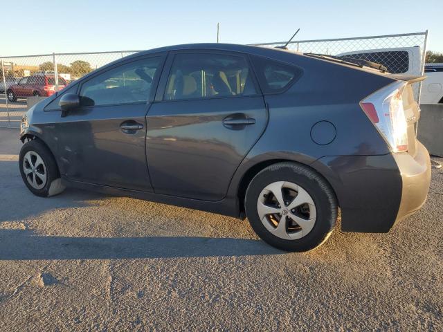 Photo 2 from auction – 2013 TOYOTA PRIUS with VIN JTDKN3DU2D5582667