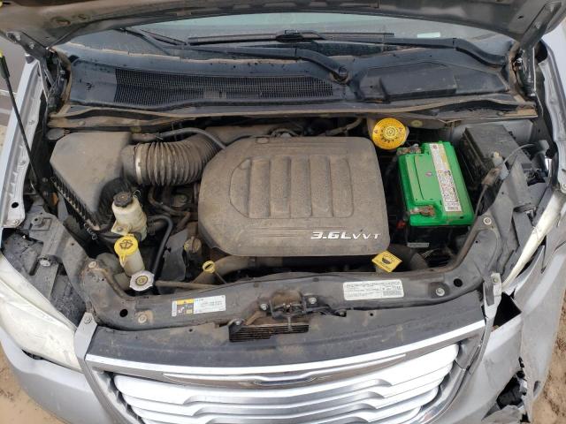 Photo 12 from auction – 2015 CHRYSLER TOWN & COU with VIN 2C4RC1BG0FR609179
