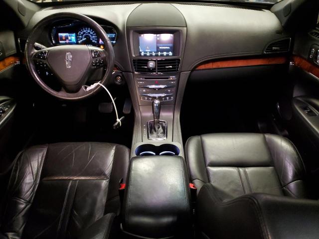 Photo 8 from auction – 2017 LINCOLN MKT with VIN 2LMHJ5NK3HBL00424