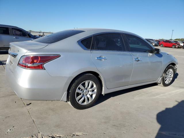 Photo 3 from auction – 2015 NISSAN ALTIMA 2.5 with VIN 1N4AL3AP4FC193159