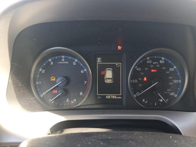 Photo 9 from auction – 2017 TOYOTA RAV4 XLE with VIN JTMWFREV0HJ712936