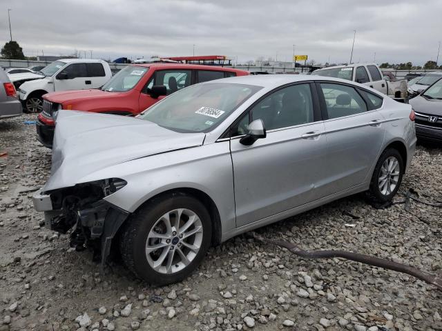 FORD FUSION SE 2019 with VIN 3FA6P0HD0KR255530 - Photo from auction
