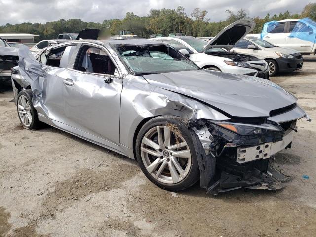 Photo 4 from auction – 2021 LEXUS IS 300 with VIN JTHAA1D21M5113837