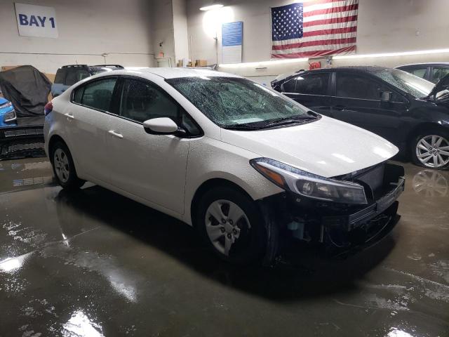 Photo 4 from auction – 2017 KIA FORTE LX with VIN 3KPFK4A79HE050311