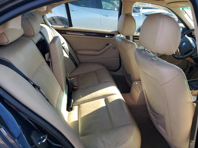 Photo 10 from auction – 2005 BMW 325 XI with VIN WBAEU33455PR17327