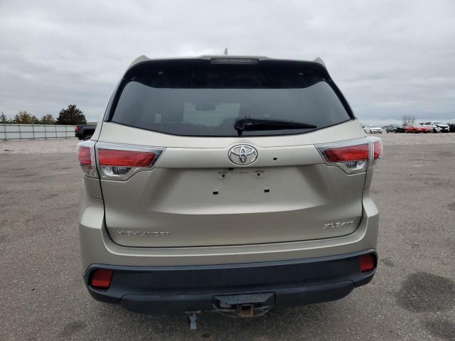 Photo 6 from auction – 2016 TOYOTA HIGHLANDER with VIN 5TDJKRFH9GS262283