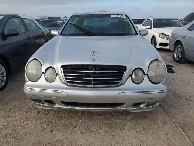 Photo 5 from auction – 2002 MERCEDES-BENZ E 320 with VIN WDBJF65J92B469519
