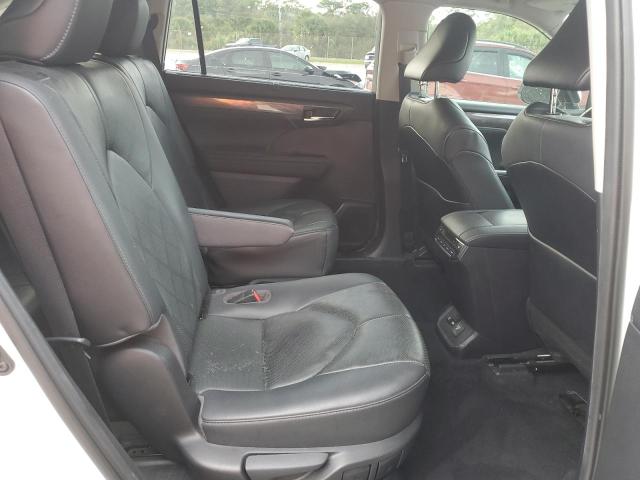 Photo 11 from auction – 2020 TOYOTA HIGHLANDER with VIN 5TDEBRCH9LS012347