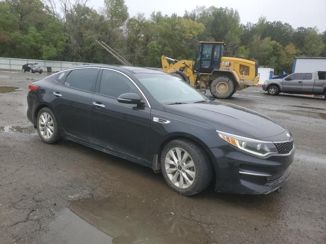 Photo 4 from auction – 2016 KIA OPTIMA EX with VIN 5XXGU4L37GG119432