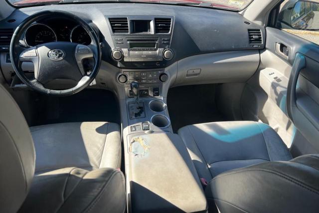 Photo 9 from auction – 2008 TOYOTA HIGHLANDER with VIN JTEES43A982051911