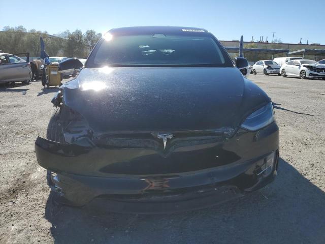Photo 5 from auction – 2018 TESLA MODEL X with VIN 5YJXCDE23JF093736