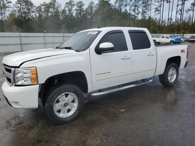 CHEVROLET SILVERADO 2011 with VIN 3GCPKTE35BG233903 - Photo from auction
