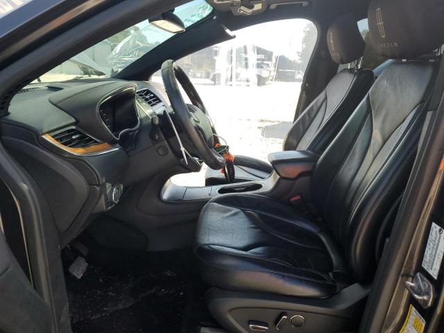 Photo 7 from auction – 2017 LINCOLN MKC RESERV with VIN 5LMCJ3D99HUL33749