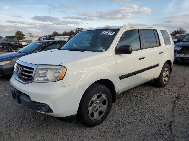 HONDA PILOT LX 2015 with VIN 5FNYF4H28FB014494 - Photo from auction