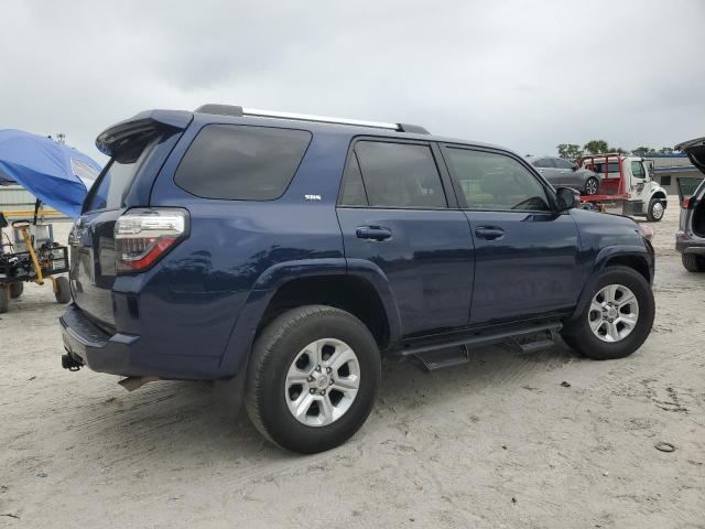 Photo 3 from auction – 2020 TOYOTA 4RUNNER SR with VIN JTEZU5JR4L5215602