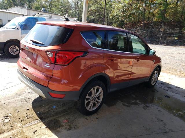 Photo 3 from auction – 2019 FORD ESCAPE SE with VIN 1FMCU0GD3KUB81211