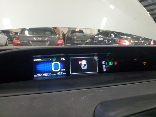 Photo 9 from auction – 2017 TOYOTA PRIUS PRIM with VIN JTDKARFP5H3041393