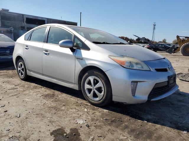 Photo 4 from auction – 2014 TOYOTA PRIUS with VIN JTDKN3DU3E1738370