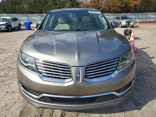 Photo 5 from auction – 2017 LINCOLN MKX RESERV with VIN 2LMPJ6LR8HBL53587