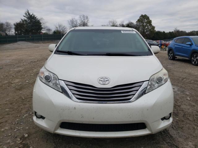 Photo 5 from auction – 2015 TOYOTA SIENNA XLE with VIN 5TDYK3DC7FS577858