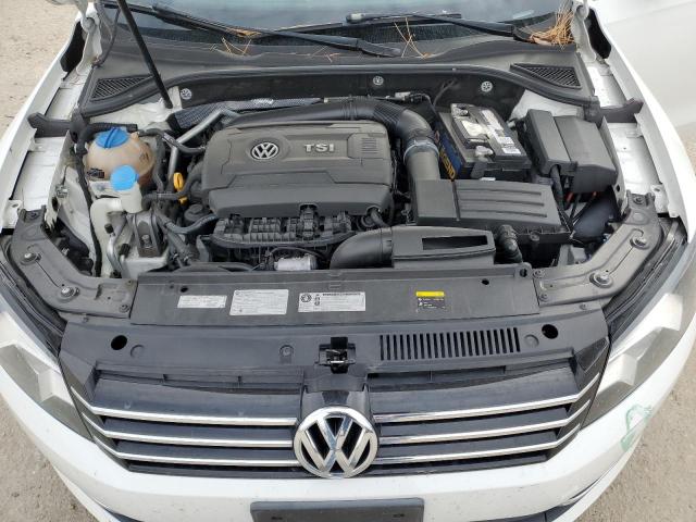 Photo 11 from auction – 2015 VOLKSWAGEN PASSAT S with VIN 1VWAT7A35FC087153