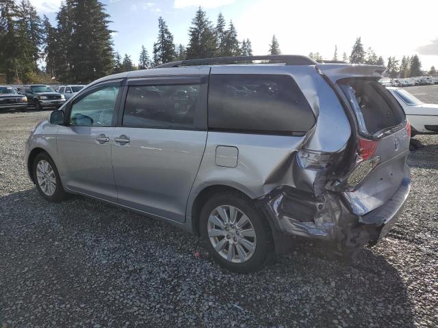Photo 2 from auction – 2011 TOYOTA SIENNA XLE with VIN 5TDDK3DC4BS005719