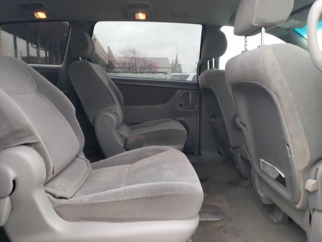 Photo 11 from auction – 2004 TOYOTA SIENNA CE with VIN 5TDZA23C84S169370