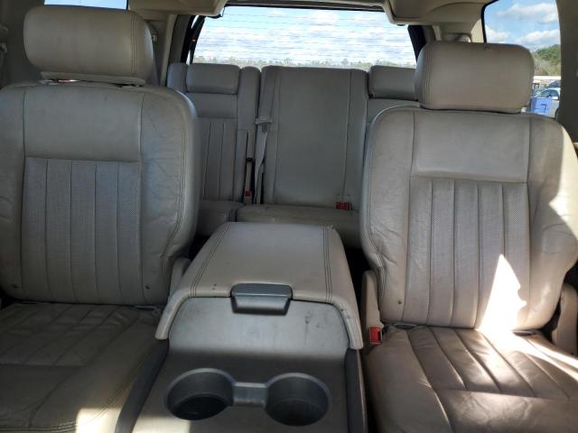 Photo 10 from auction – 2004 LINCOLN NAVIGATOR with VIN 5LMFU27R34LJ17518