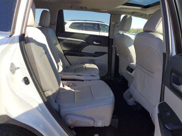 Photo 11 from auction – 2019 TOYOTA HIGHLANDER with VIN 5TDJZRFH8KS625886