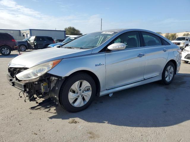 HYUNDAI SONATA HYB 2015 with VIN KMHEC4A45FA137911 - Photo from auction