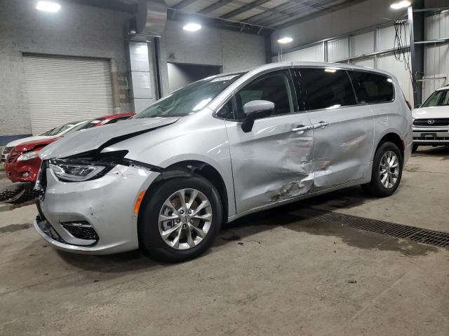 CHRYSLER PACIFICA T 2023 with VIN 2C4RC3BG9PR600221 - Photo from auction