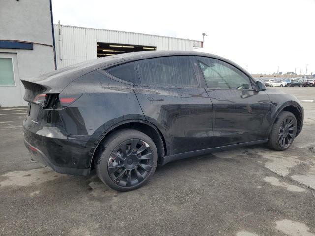 Photo 3 from auction – 2024 TESLA MODEL Y with VIN 7SAYGDEE2RA220295