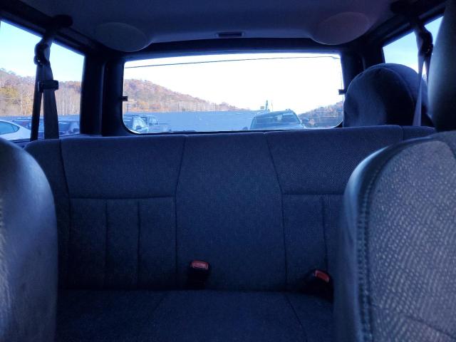 Photo 10 from auction – 2001 JEEP CHEROKEE C with VIN 1J4FF58S71L576951