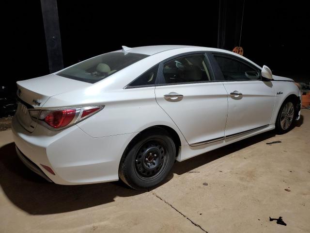 Photo 3 from auction – 2013 HYUNDAI SONATA HYB with VIN KMHEC4A46DA072192