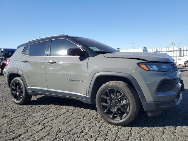 Foto 4 de la subasta – 2023 JEEP COMPASS LA con VIN 3C4NJDBN2PT556326