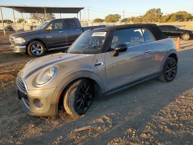 MINI COOPER 2017 with VIN WMWWG5C35H3D00104 - Photo from auction