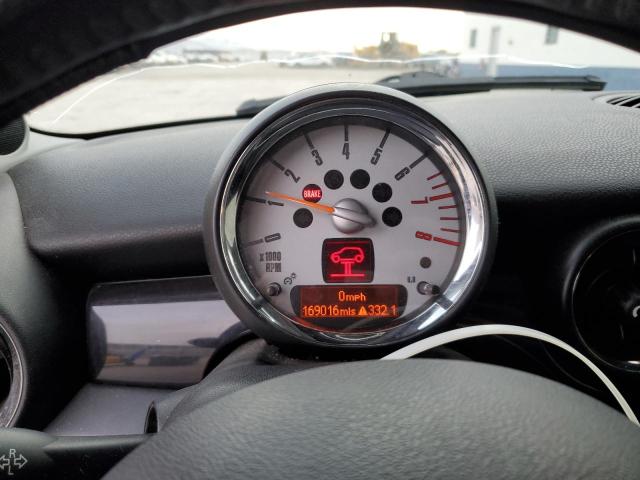 Photo 9 from auction – 2008 MINI COOPER with VIN WMWMF33548TU64571