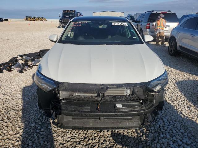 Photo 5 from auction – 2024 VOLKSWAGEN JETTA SE with VIN 3VW7M7BU4RM074153