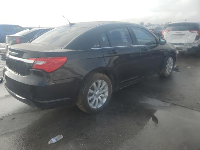 Photo 3 from auction – 2013 CHRYSLER 200 TOURIN with VIN 1C3CCBBB4DN618109